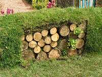 Log bank