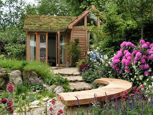 Wildlife Trusts LUSH Garden: Garden Seat